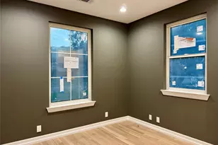 4347 Royal Ridge Dr, Dallas, TX 75229 - Photo 9