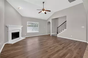 2 Mapleridge Dr, Edgecliff Village, TX 76134 - Photo 9