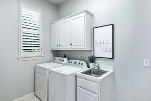 4464 Longfellow Dr, Plano, TX 75093 - Photo 9