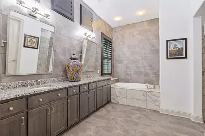 2901 Merryglen Lane, Flower Mound, TX 75022 - Photo 19