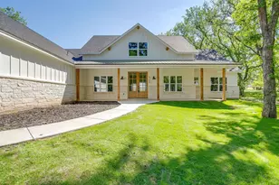6705 Westover Dr, Granbury, TX 76049 - Photo 3
