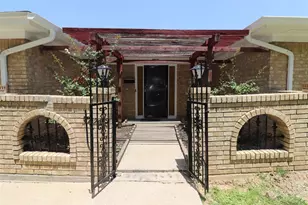 3420 Willowcrest Dr, North Richland Hills, TX 76117 - Photo 3