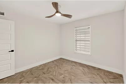 10520 Lippitt Avenue, Dallas, TX 75218 - Photo 25