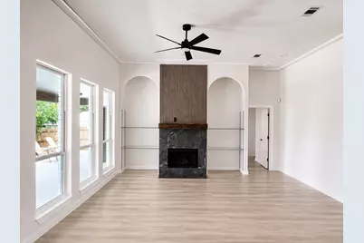 1706 Fairhaven Drive, Mansfield, TX 76063 - Photo 9