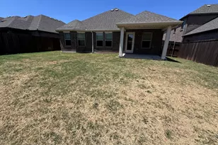 1323 Rosler St, Mansfield, TX 76063 - Photo 3