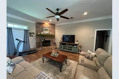 394 Sunland Park, Robinson, TX 76706 - Photo 5