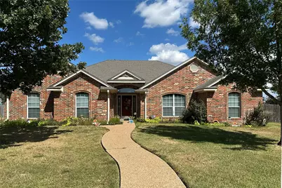 394 Sunland Park, Robinson, TX 76706 - Photo 1
