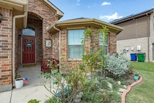 315 Preakness Ln, Ponder, TX 76259 - Photo 3