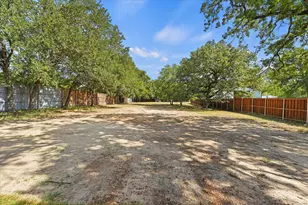 605 N Stewart St, Azle, TX 76020 - Photo 25