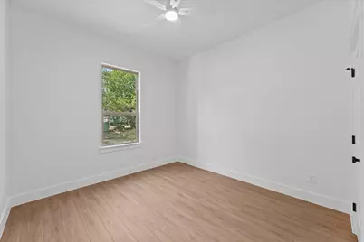 605 N Stewart Street, Azle, TX 76020 - Photo 21