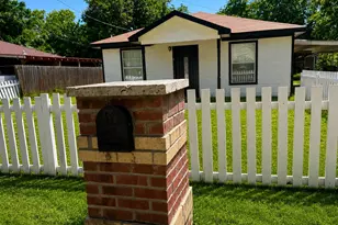 312 N Wood St, Cleburne, TX 76033 - Photo 5