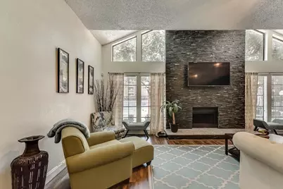 8081 Marvin D. Love Freeway #1221, Dallas, TX 75237 - Photo 7