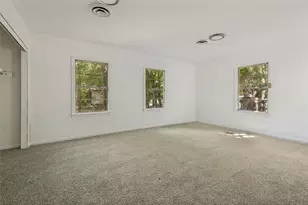 661 W Millett Dr, Dallas, TX 75232 - Photo 13