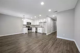 907 W Collins St, Denison, TX 75020 - Photo 5