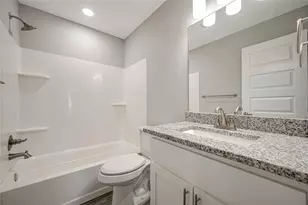 907 W Collins St, Denison, TX 75020 - Photo 15