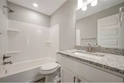 907 W Collins Street, Denison, TX 75020 - Photo 15