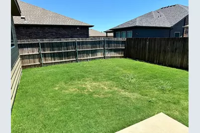 305 Lead Creek Drive, Fort Worth, TX 76131 - Photo 15
