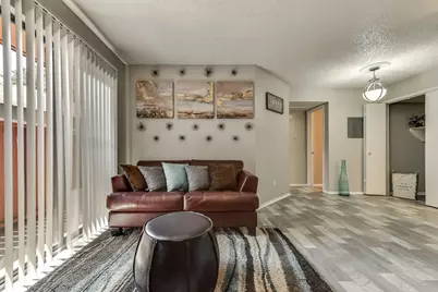 8081 Marvin D. Love Freeway #0411, Dallas, TX 75237 - Photo 11