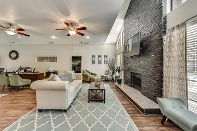 8081 Marvin D. Love Freeway #0411, Dallas, TX 75237 - Photo 17