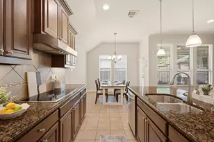 15841 River Glen Dr, Frisco, TX 75035 - Photo 9