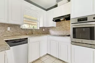 325 Walnut Ave, Azle, TX 76020 - Photo 9