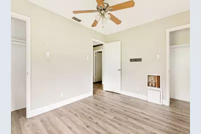 325 Walnut Avenue, Azle, TX 76020 - Photo 11
