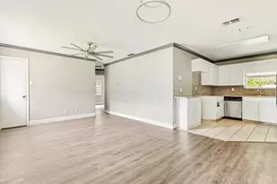 325 Walnut Ave, Azle, TX 76020 - Photo 7