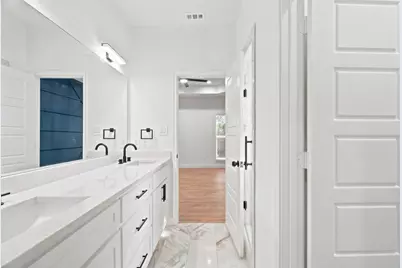 1038 Barton Avenue, Glenn Heights, TX 75154 - Photo 23