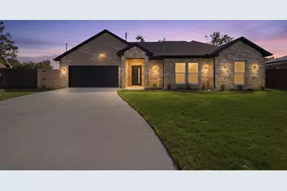 1038 Barton Avenue, Glenn Heights, TX 75154 - Photo 1
