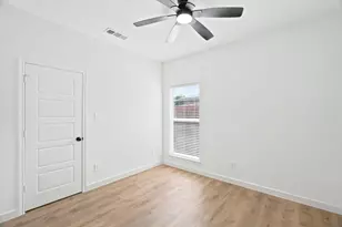 1038 Barton Ave, Glenn Heights, TX 75154 - Photo 31