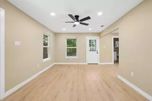 116 Opal St, Waxahachie, TX 75165 - Photo 9