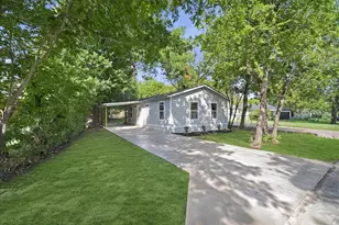 116 Opal St, Waxahachie, TX 75165 - Photo 3
