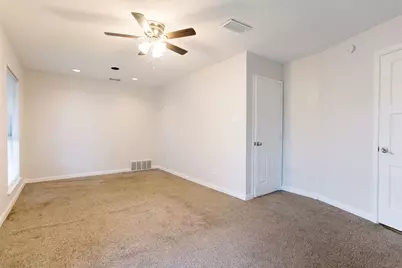 2103 Cedarcrest Drive, Carrollton, TX 75007 - Photo 9