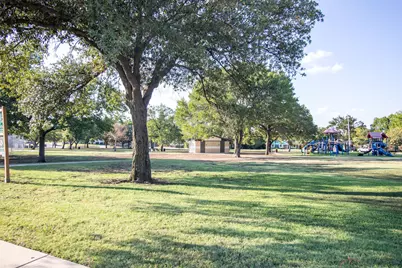 2103 Cedarcrest Drive, Carrollton, TX 75007 - Photo 35