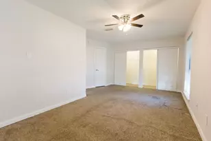 2103 Cedarcrest Dr, Carrollton, TX 75007 - Photo 5