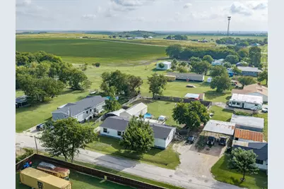 106 Hemphill Street, Avalon, TX 76623 - Photo 33