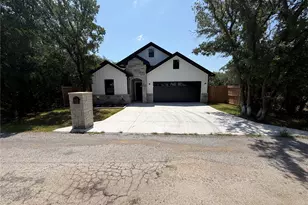 3025 Red Oak Dr, Granbury, TX 76048 - Photo 1