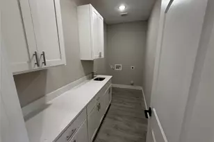 3025 Red Oak Dr, Granbury, TX 76048 - Photo 15