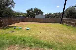 3025 Red Oak Dr, Granbury, TX 76048 - Photo 27