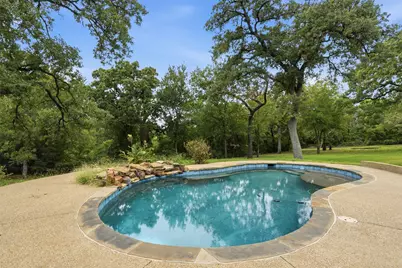 1100 Crazy Horse Trail, Burleson, TX 76028 - Photo 31