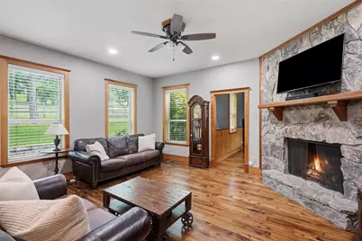 1100 Crazy Horse Trail, Burleson, TX 76028 - Photo 9