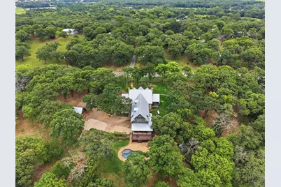 1100 Crazy Horse Trail, Burleson, TX 76028 - Photo 37