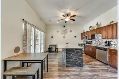 8081 Marvin D. Love Freeway #0602, Dallas, TX 75237 - Photo 7