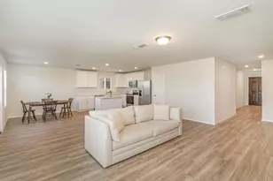 504 S Hopson St, Van Alstyne, TX 75495 - Photo 9