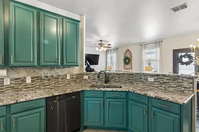 10212 Pear Street, Fort Worth, TX 76244 - Photo 13