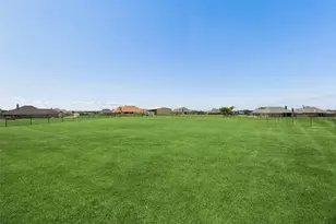 135 Stanford Ln, Springtown, TX 76082 - Photo 29