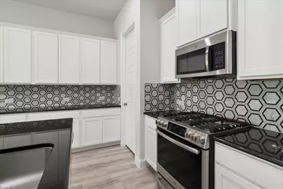 6008 Silverado Trail, McKinney, TX 75070 - Photo 9