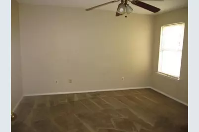 1755 Carrington Drive, Glenn Heights, TX 75154 - Photo 5