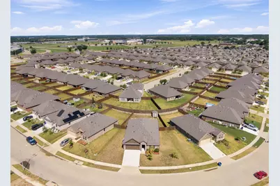 1100 Canterbury Lane, Ennis, TX 75119 - Photo 27