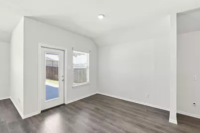 1100 Canterbury Lane, Ennis, TX 75119 - Photo 11